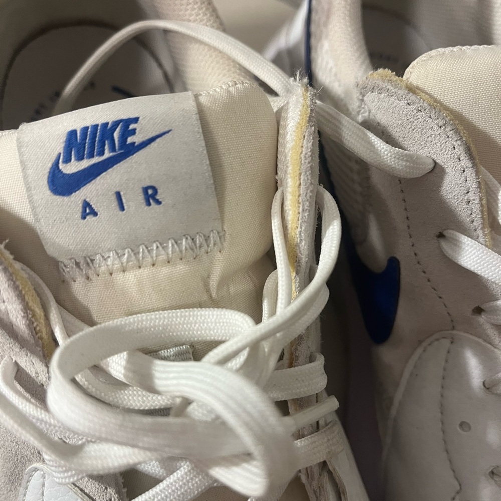 Nike Air White and Blue Athletic Men's Shoes CD4165-112 SIZE 10 - Picture 3 of 8